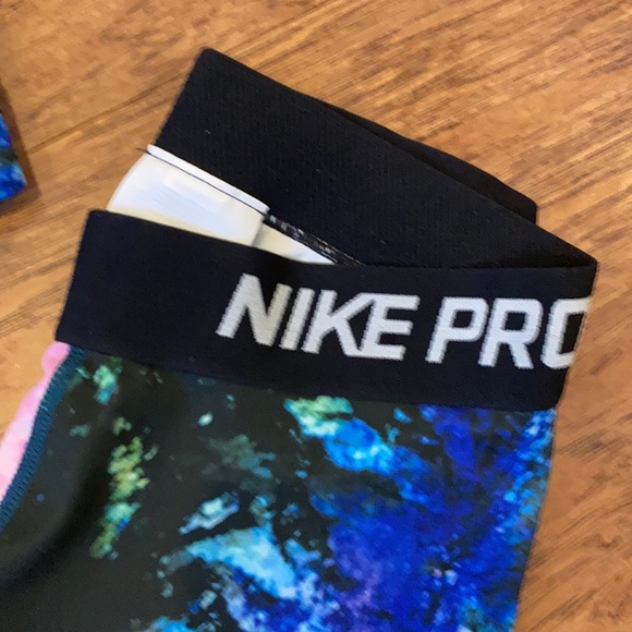 Nike Pro Matching Sports Bra + Pants - Picture 3 of 5